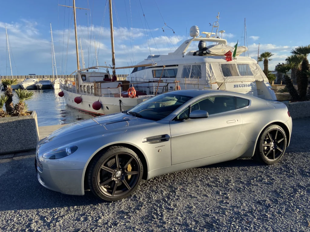 VANTAGE