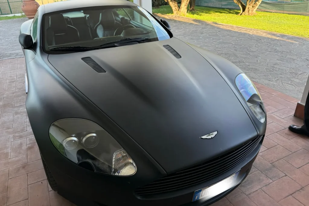 DB9